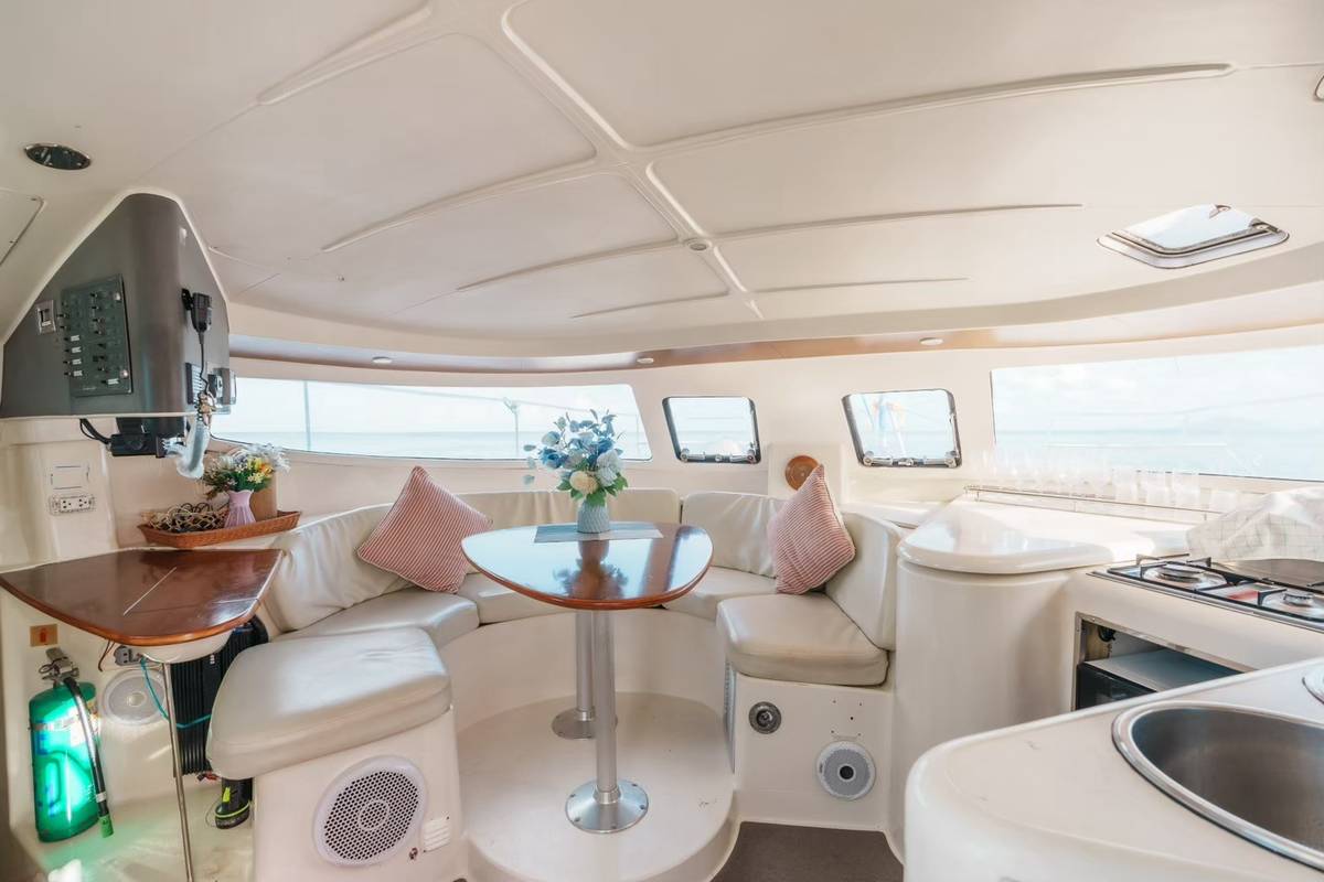 ameray1-yacht-charter-phuket