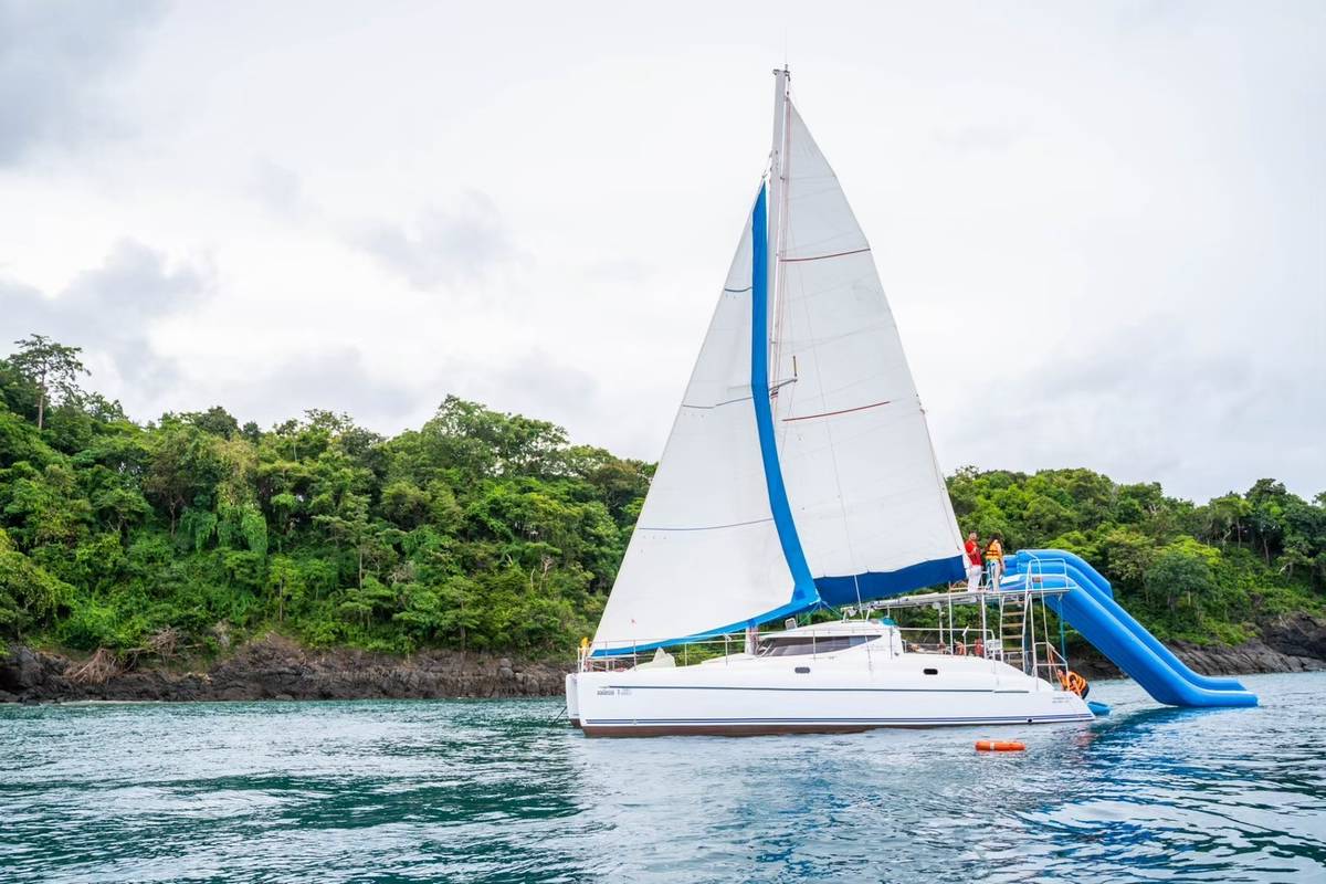 Ameray 1 – Exclusive Motor Yacht Charter in Phuket
