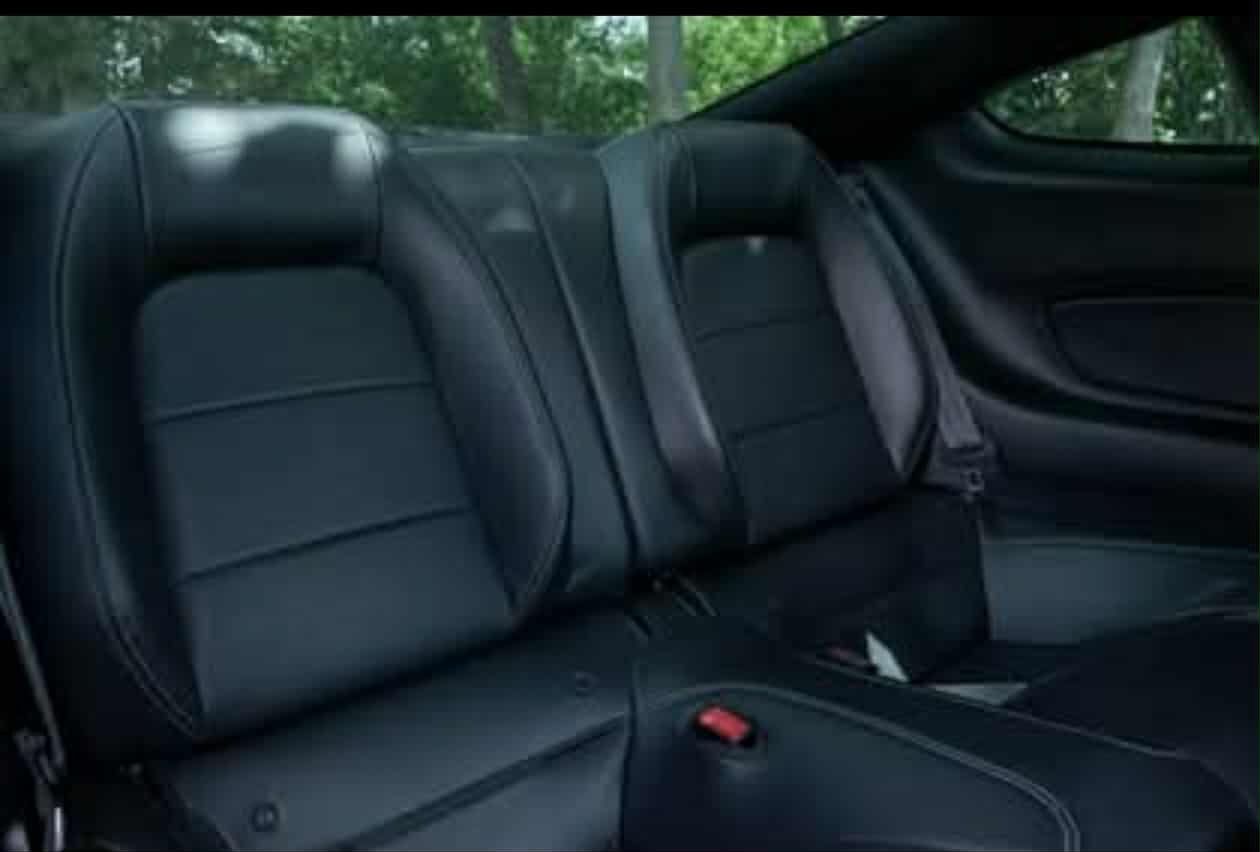 ford-mustang-2021-rental-thailand