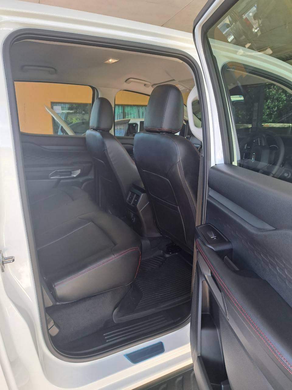 ford-ranger-xlt-rental