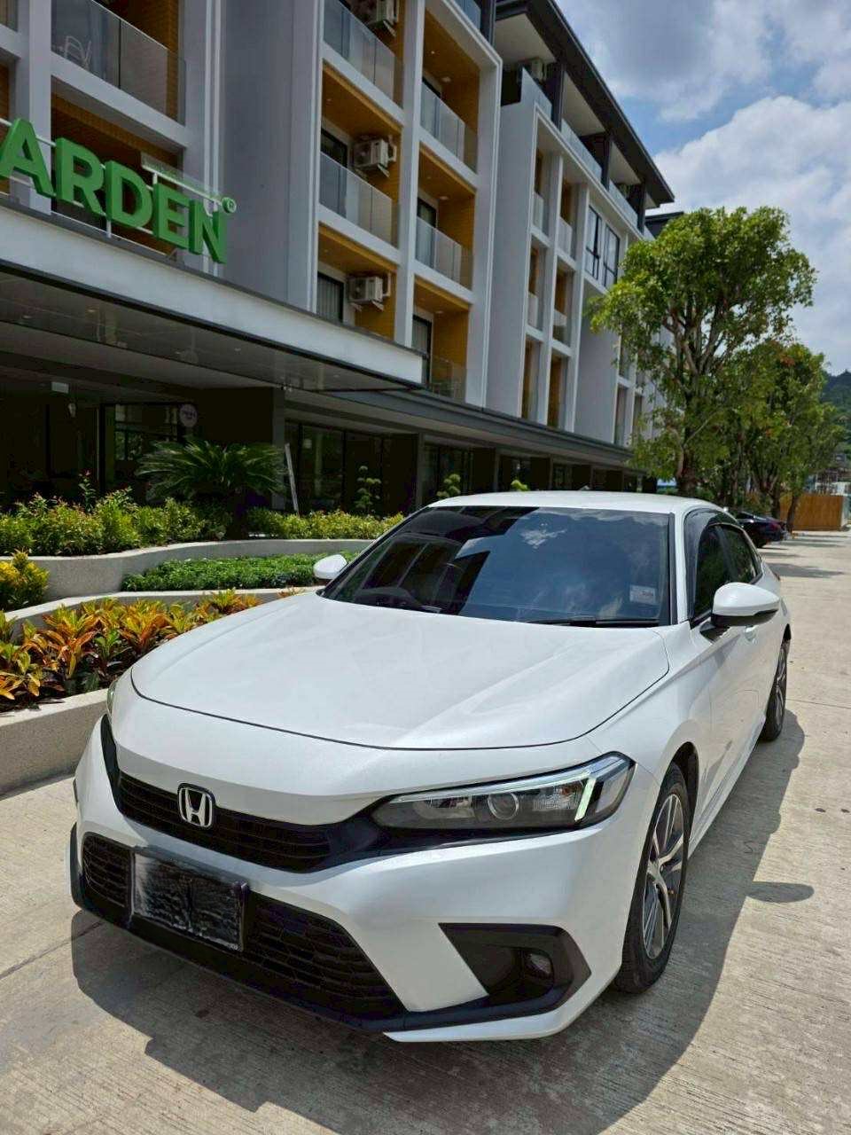 honda-civic-turbo-2024-car-rental