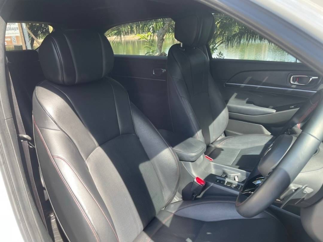 honda-hrv-top-hybrid-2024-rental-thailand