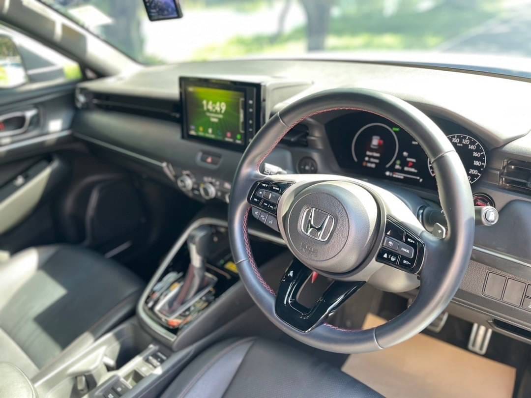 honda-hrv-top-hybrid-2024-rental-thailand