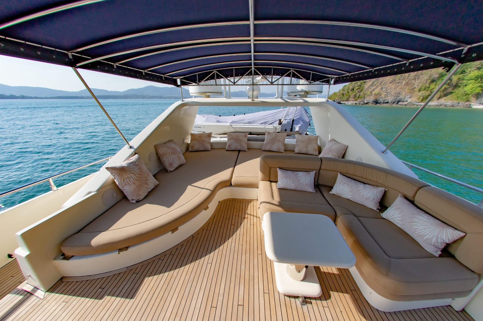 luxury-50ft-yacht-charter-phuket