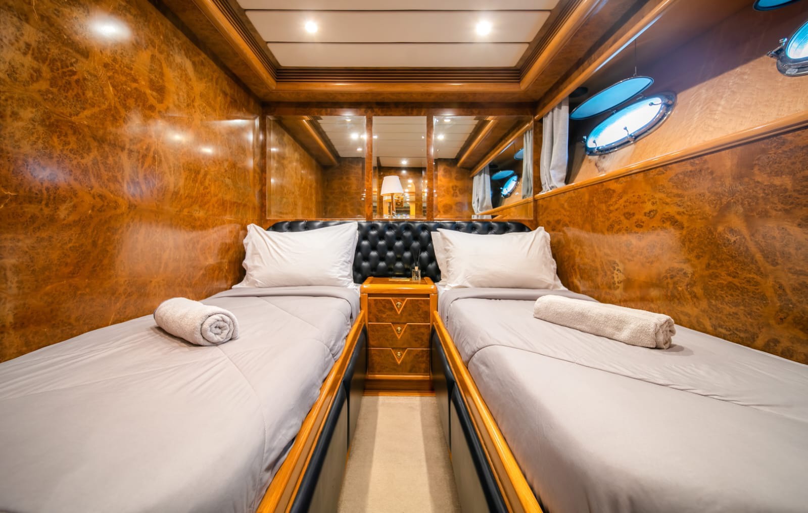 luxury-50ft-yacht-charter-phuket