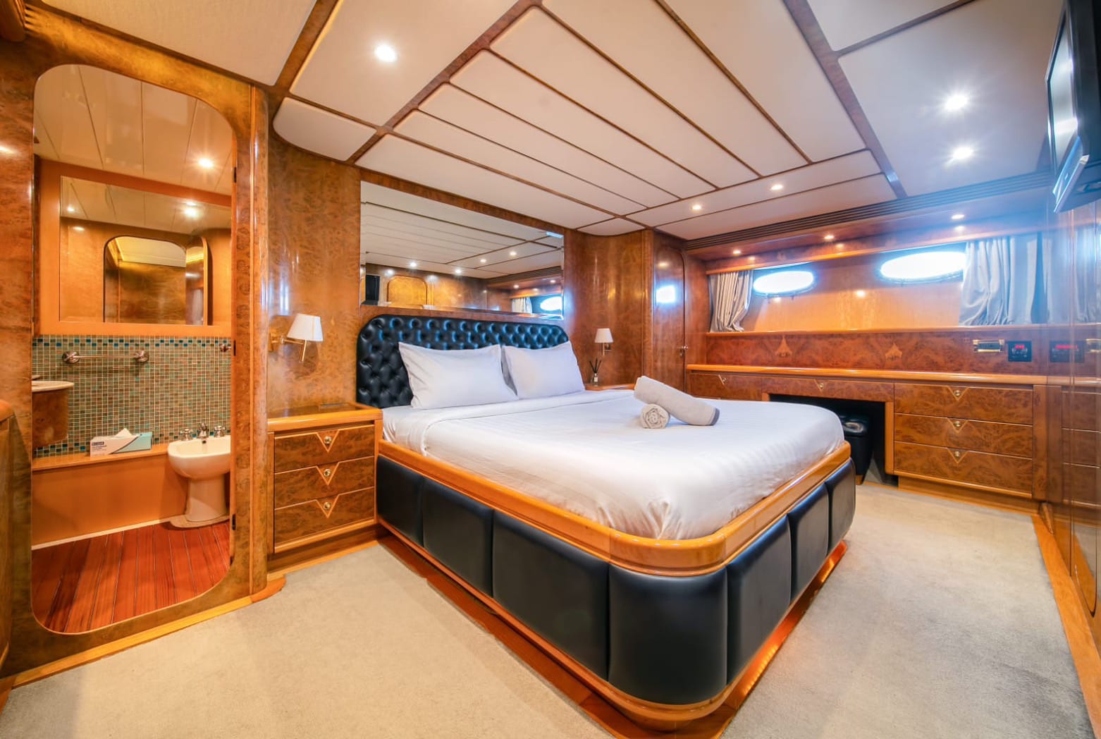 luxury-50ft-yacht-charter-phuket