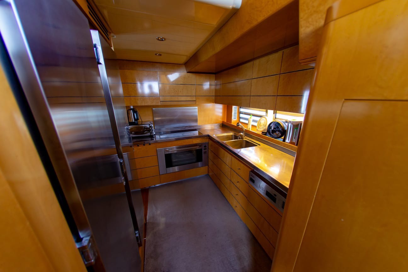 luxury-50ft-yacht-charter-phuket