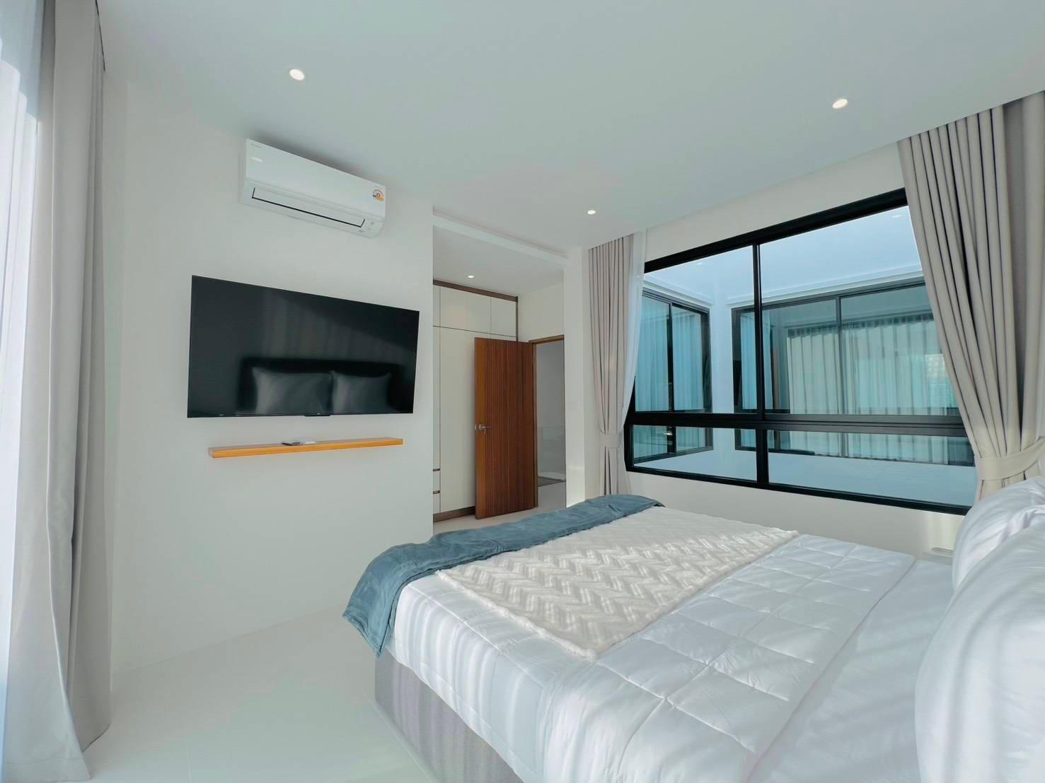luxury-private-villa-phuket-rent-sale-11