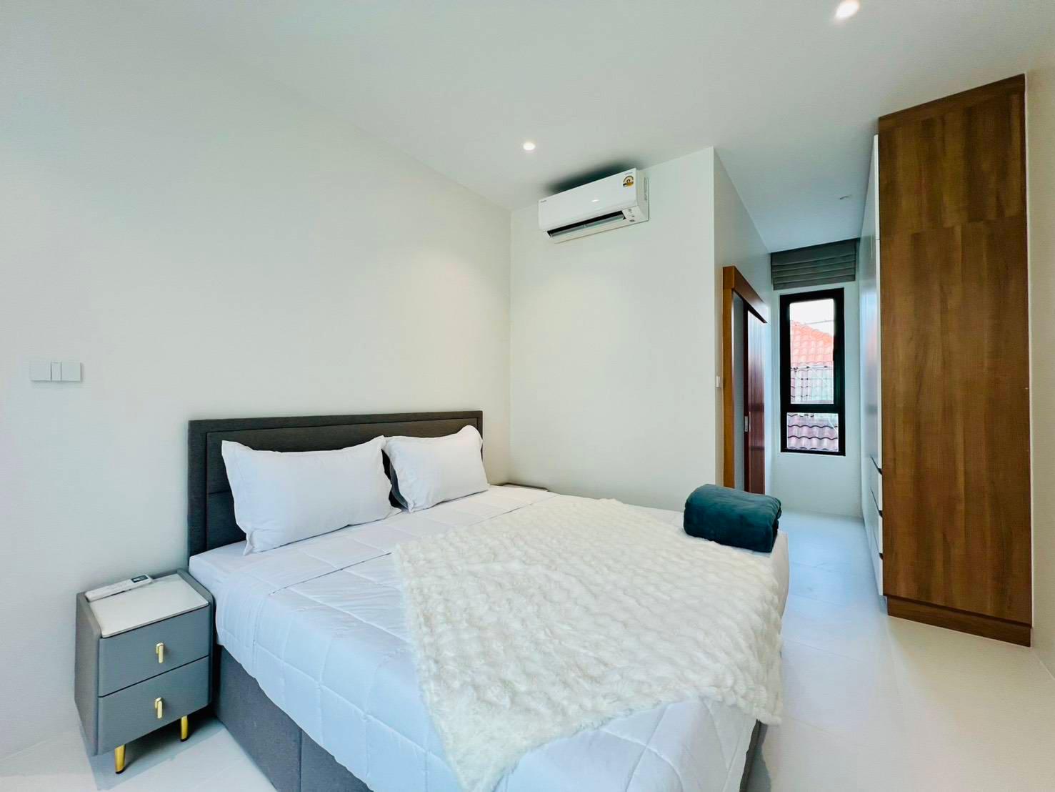 luxury-private-villa-phuket-rent-sale-14
