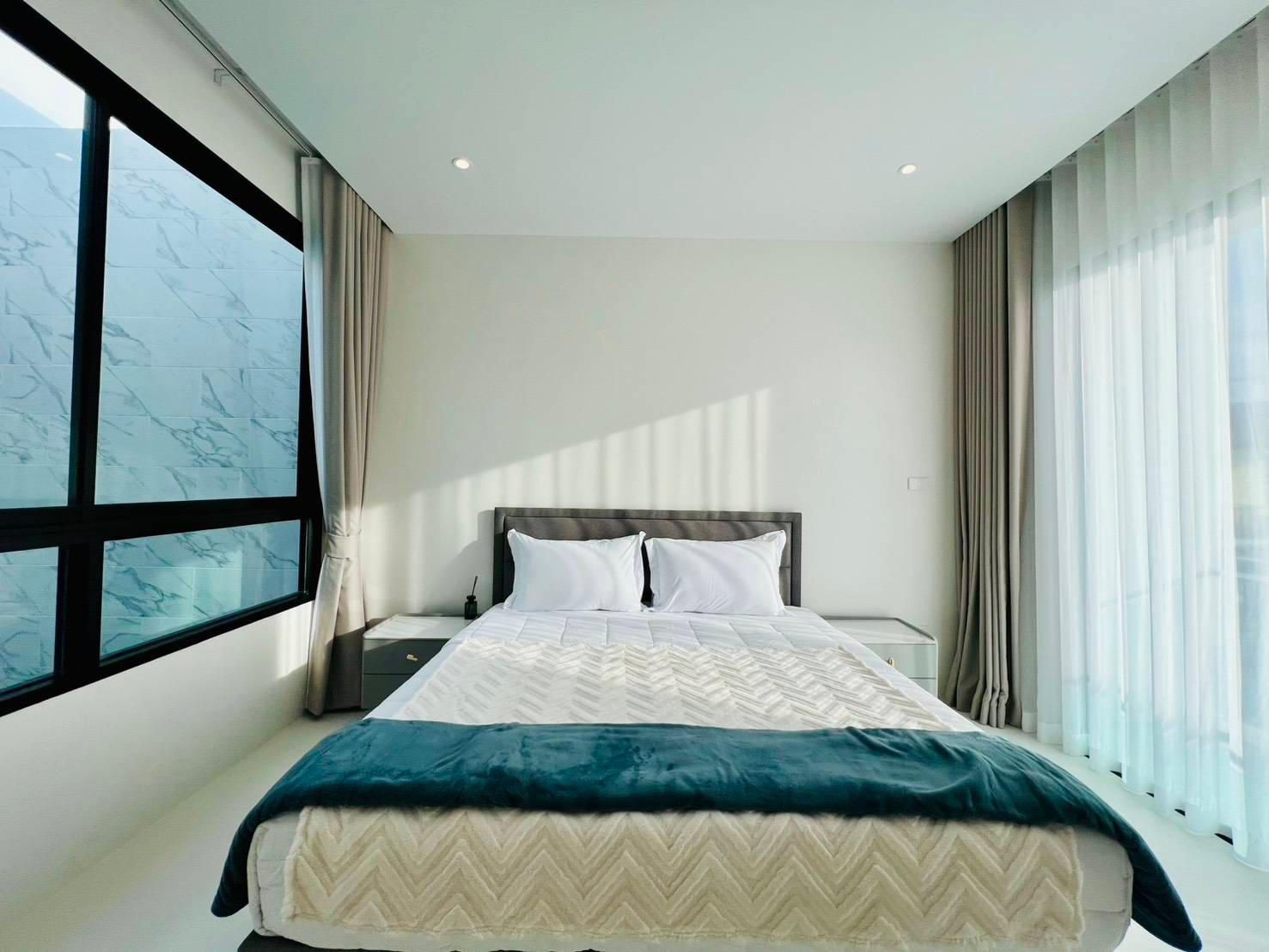 luxury-private-villa-phuket-rent-sale-16