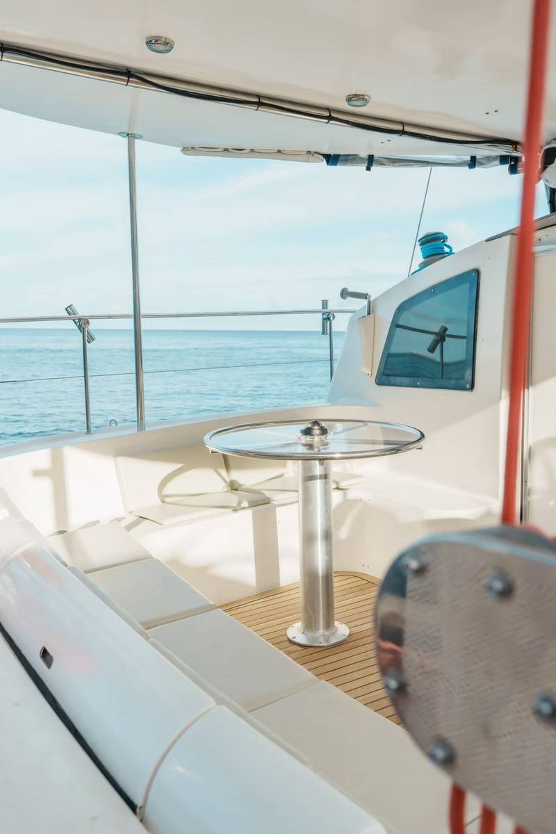 luxury-wildcat-44ft-charter-phuket
