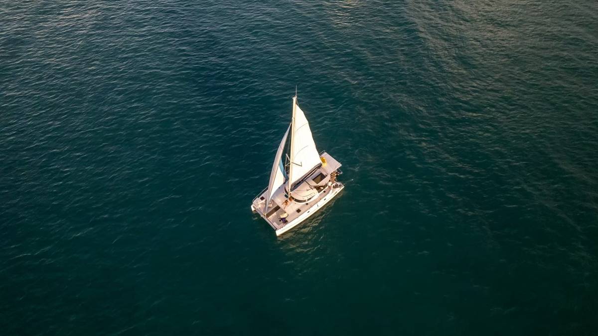luxury-wildcat-44ft-charter-phuket