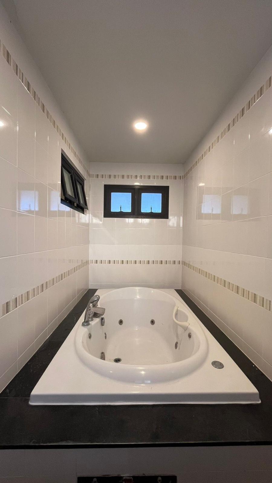 private-villa-kathu-3-bedroom-daily-rent-2