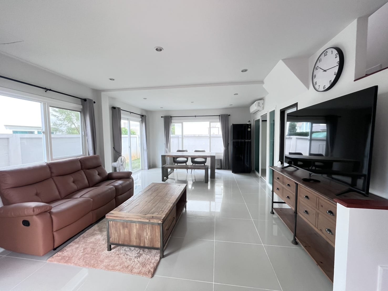 supalai-bella-thalang-3-bedroom-house-rent-1