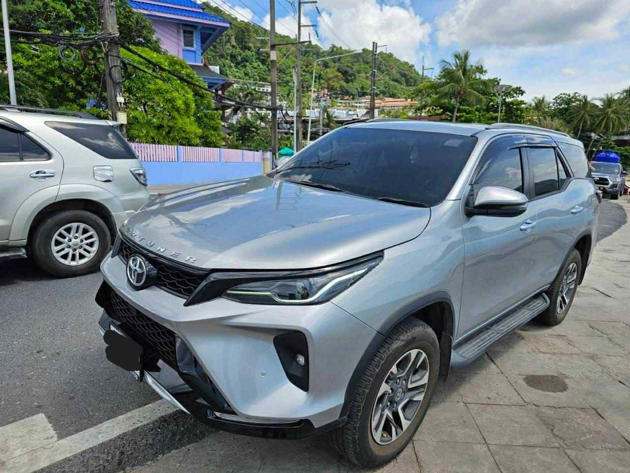 toyota-fortuner-leader-2024-rental