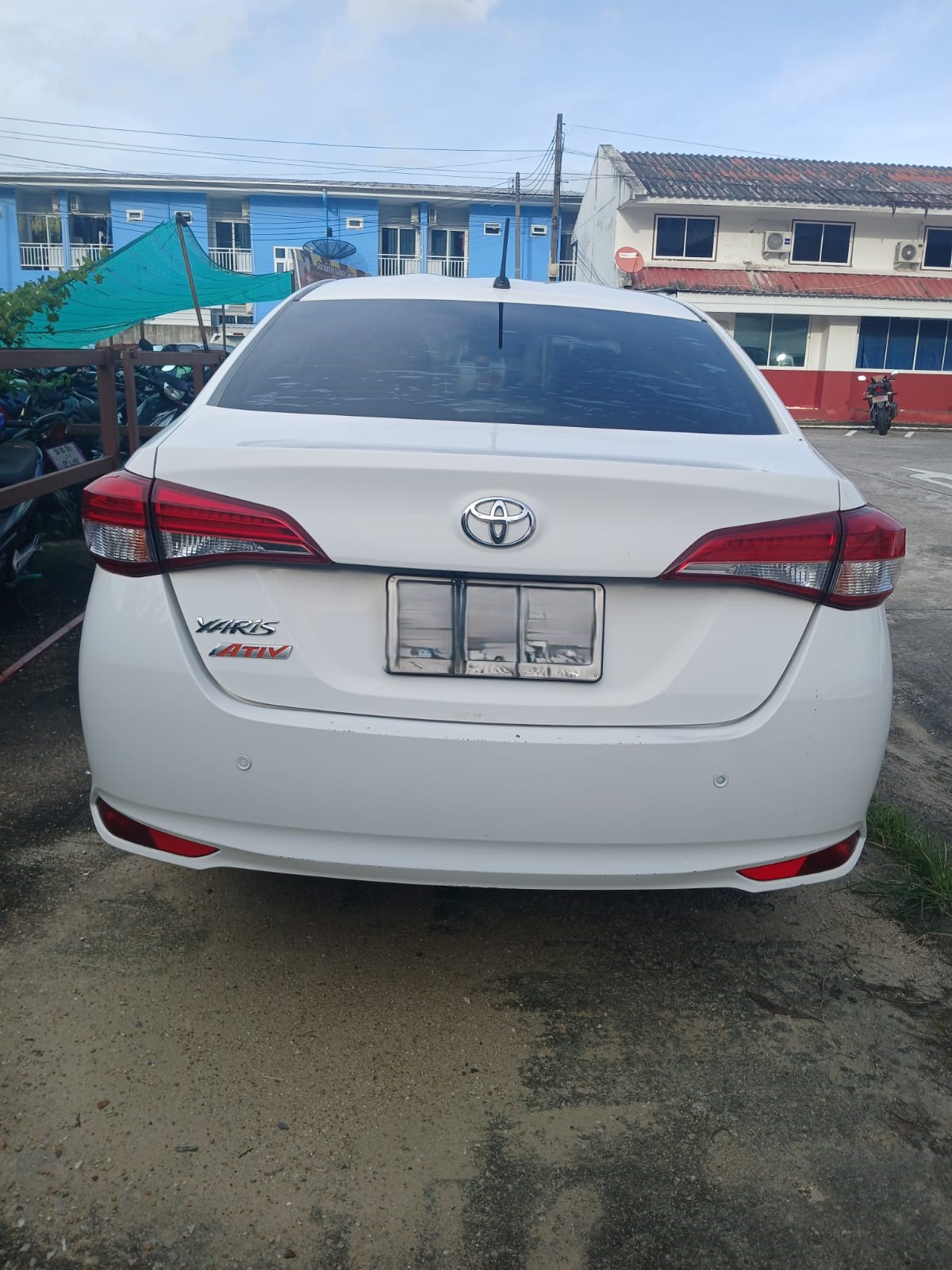 toyota-yaris-2019-rental-thailand