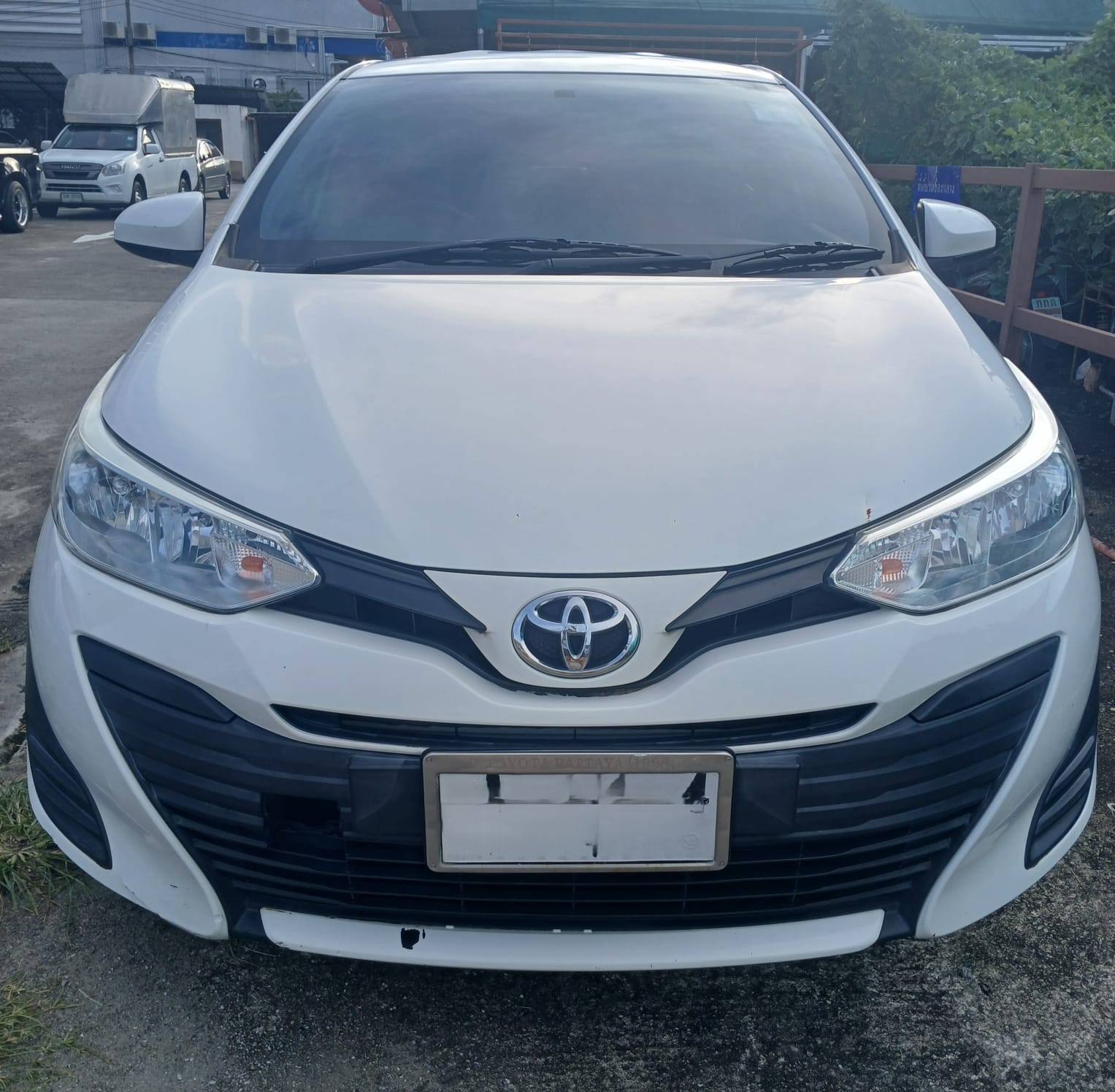 toyota-yaris-2019-rental-thailand