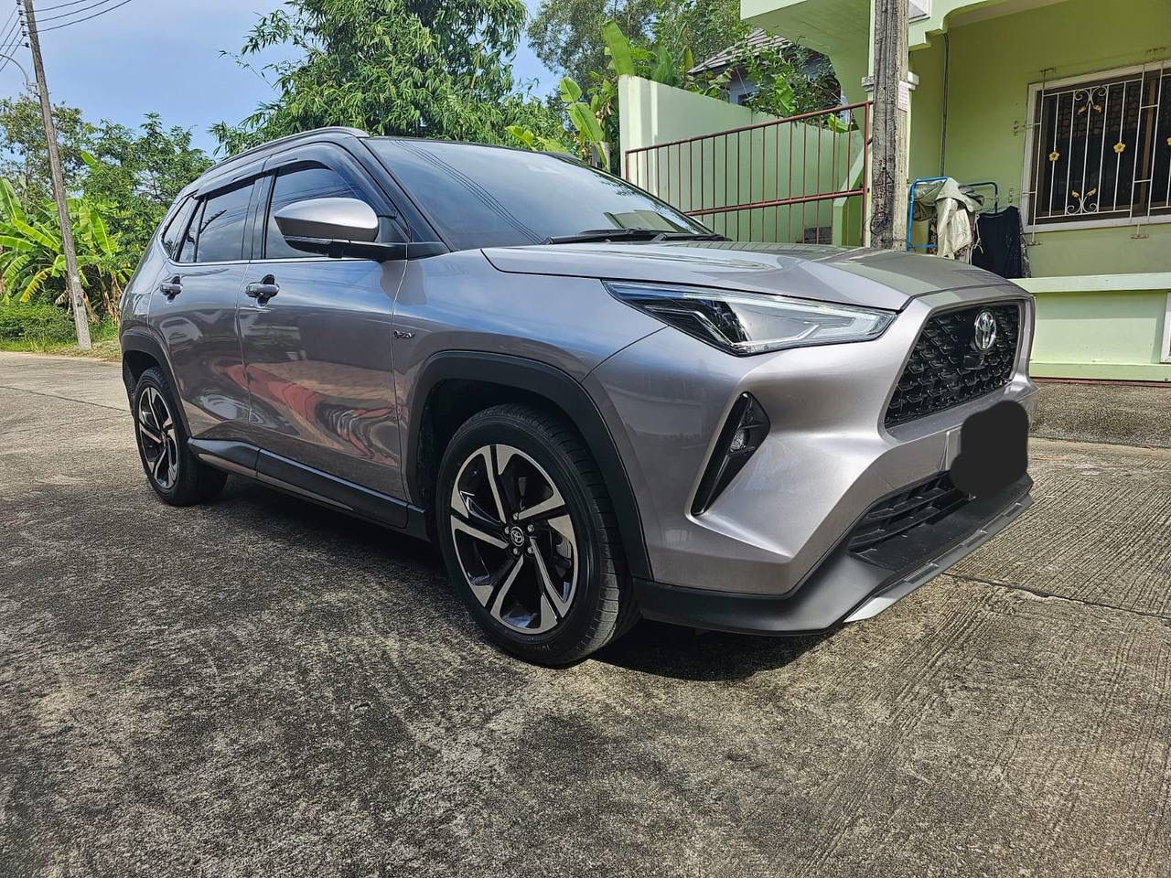 toyota-yaris-cross-hybrid-2023-rental-thailand