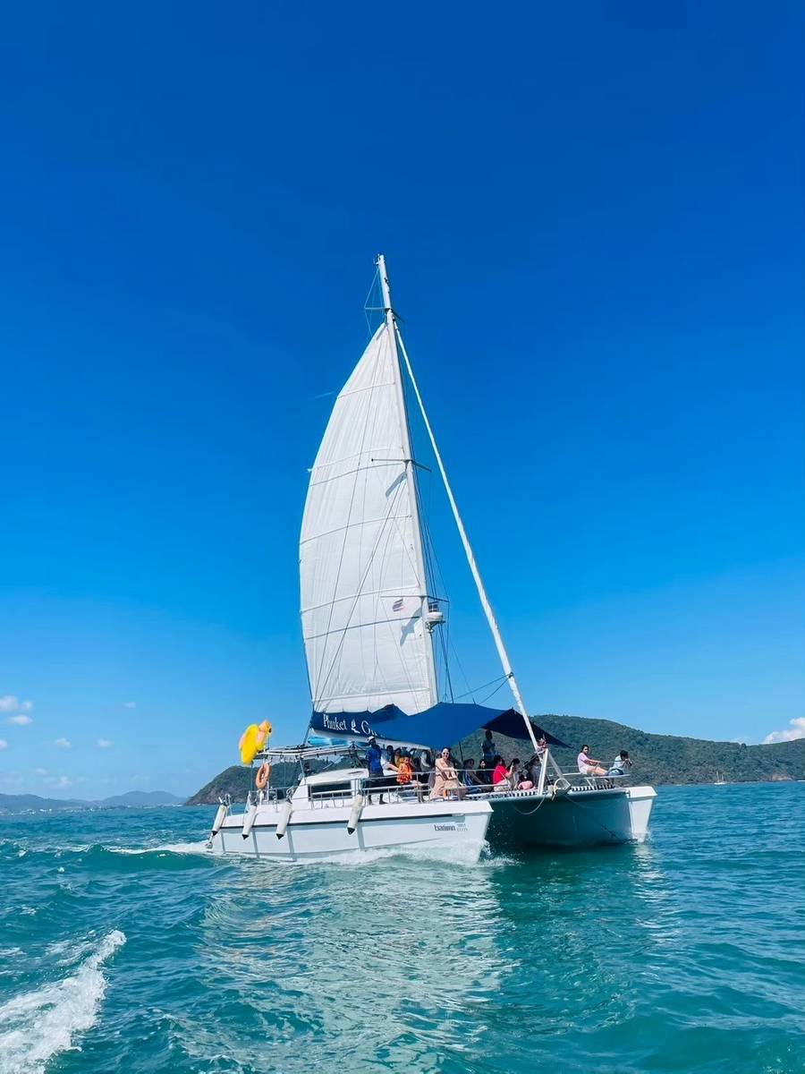 wildcat-44ft-catamaran-phuket