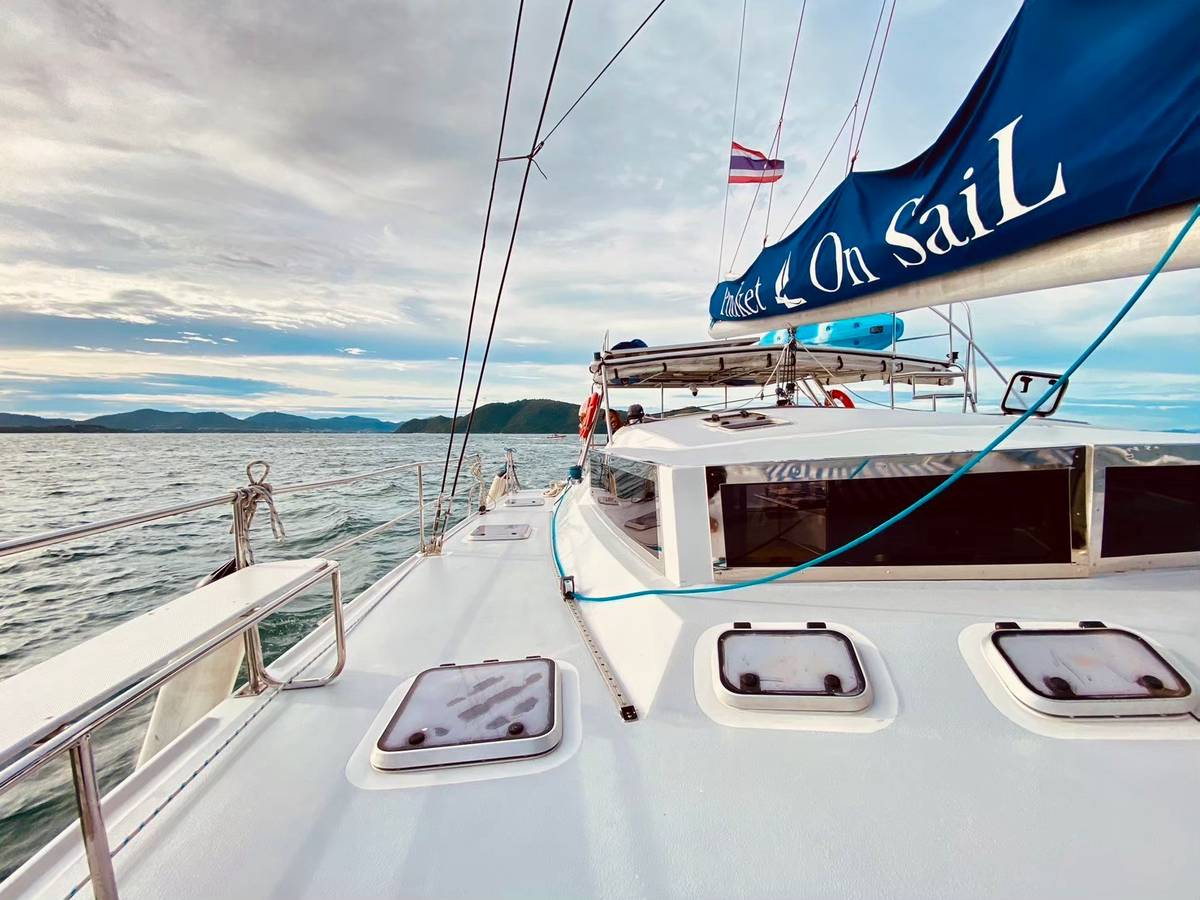 wildcat-44ft-catamaran-phuket