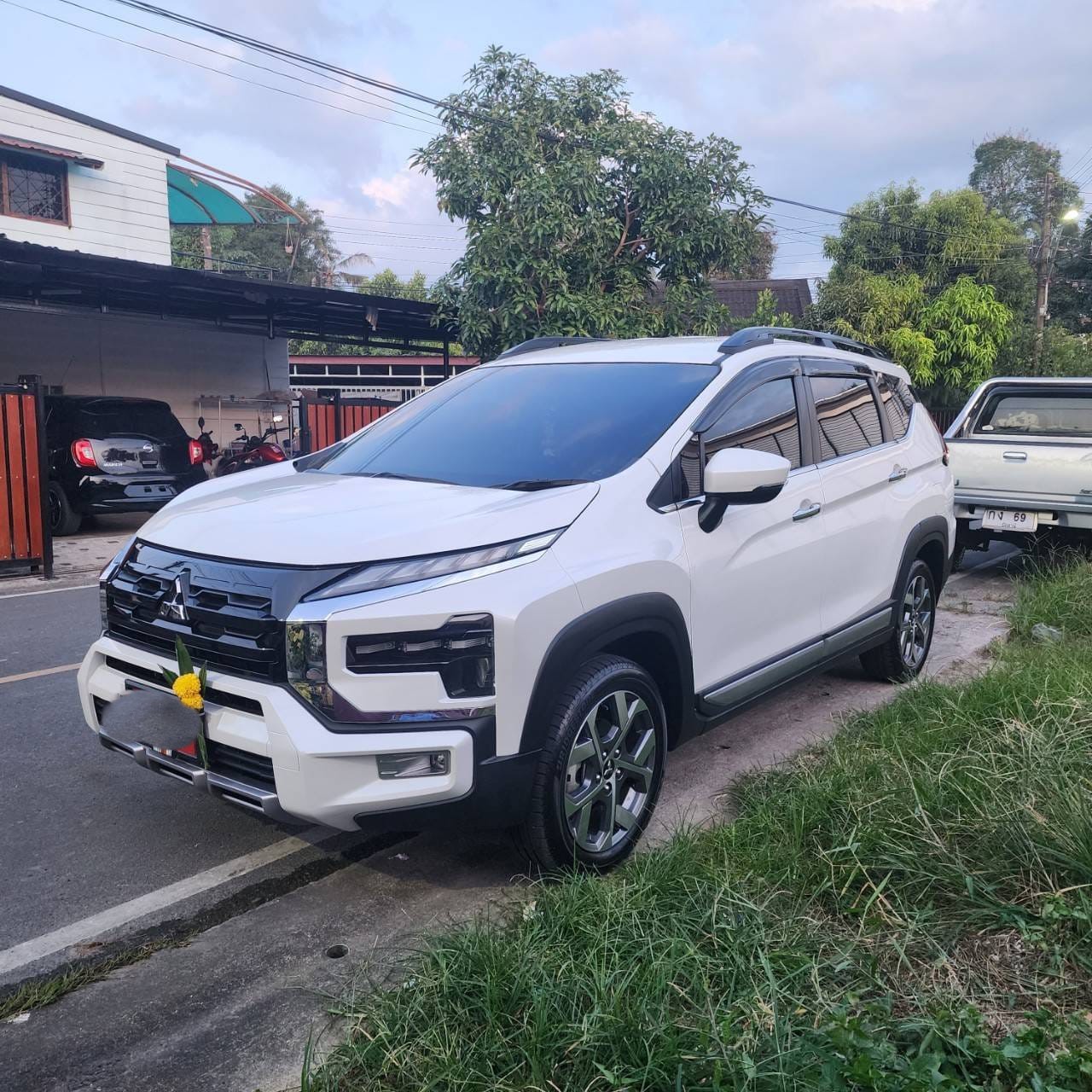 xpander-2024-rental-thailand