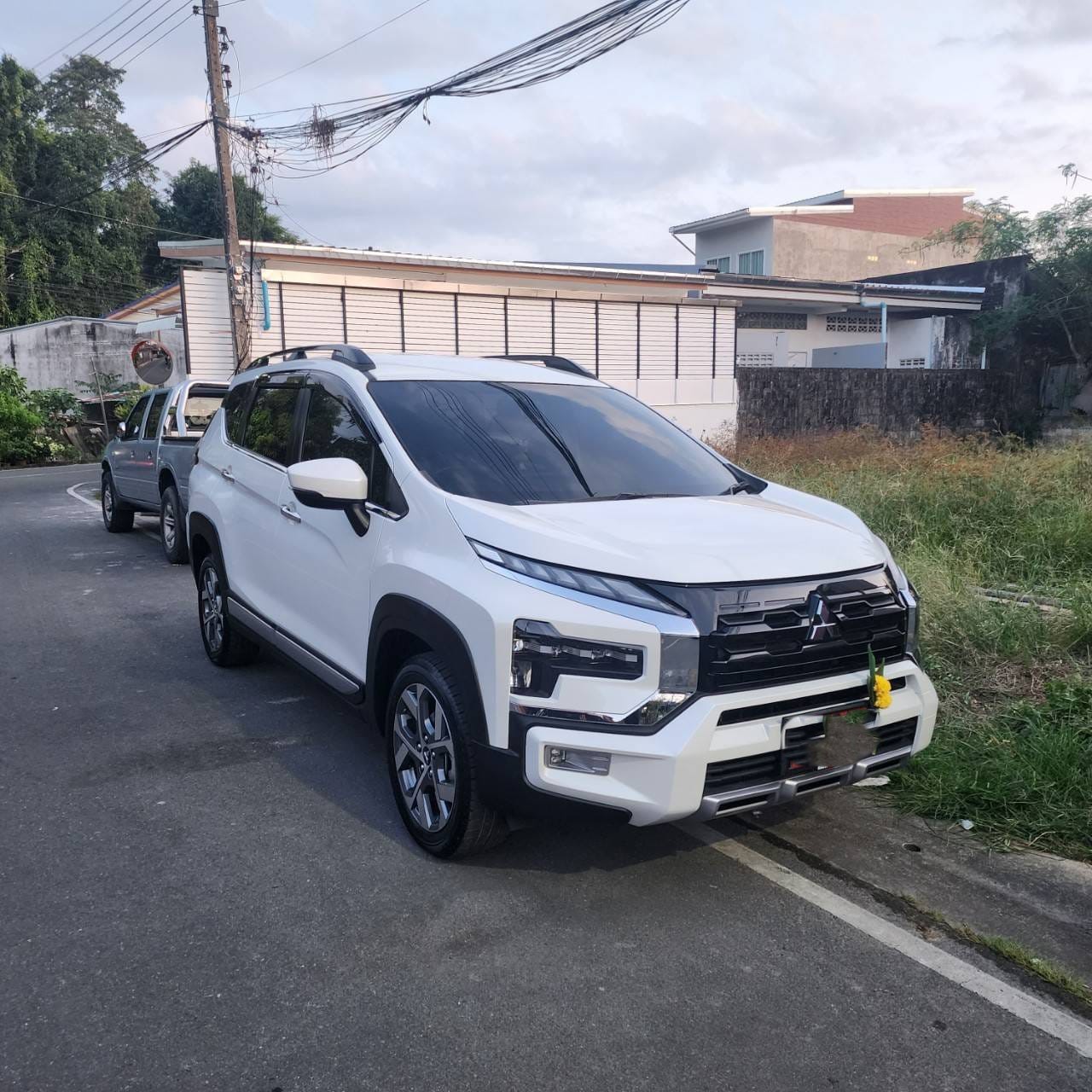 xpander-2024-rental-thailand